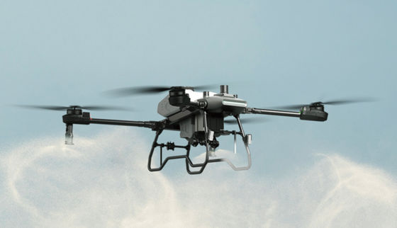 Q100 Agricoltura Drone per la spruzzatura di fertilizzanti e pesticidi 13,8m/s Drone telecomando